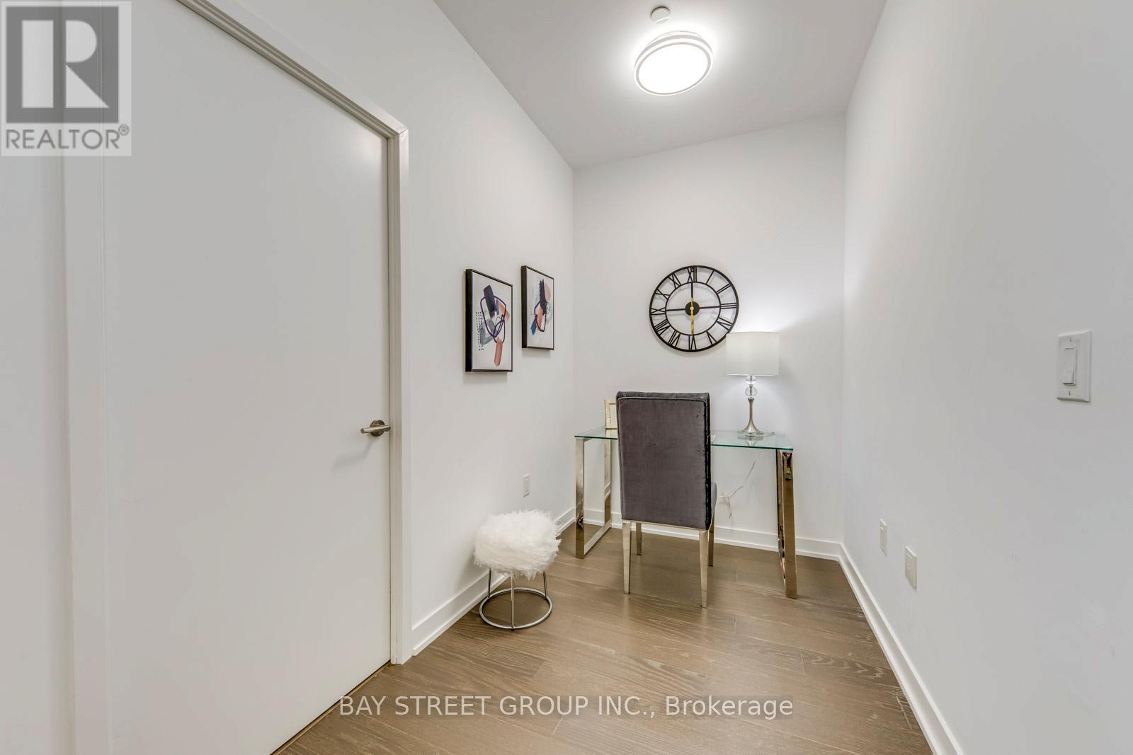 405 - 11 Wellesley Street W, Toronto, Ontario  M4Y 1E8 - Photo 21 - C12528620