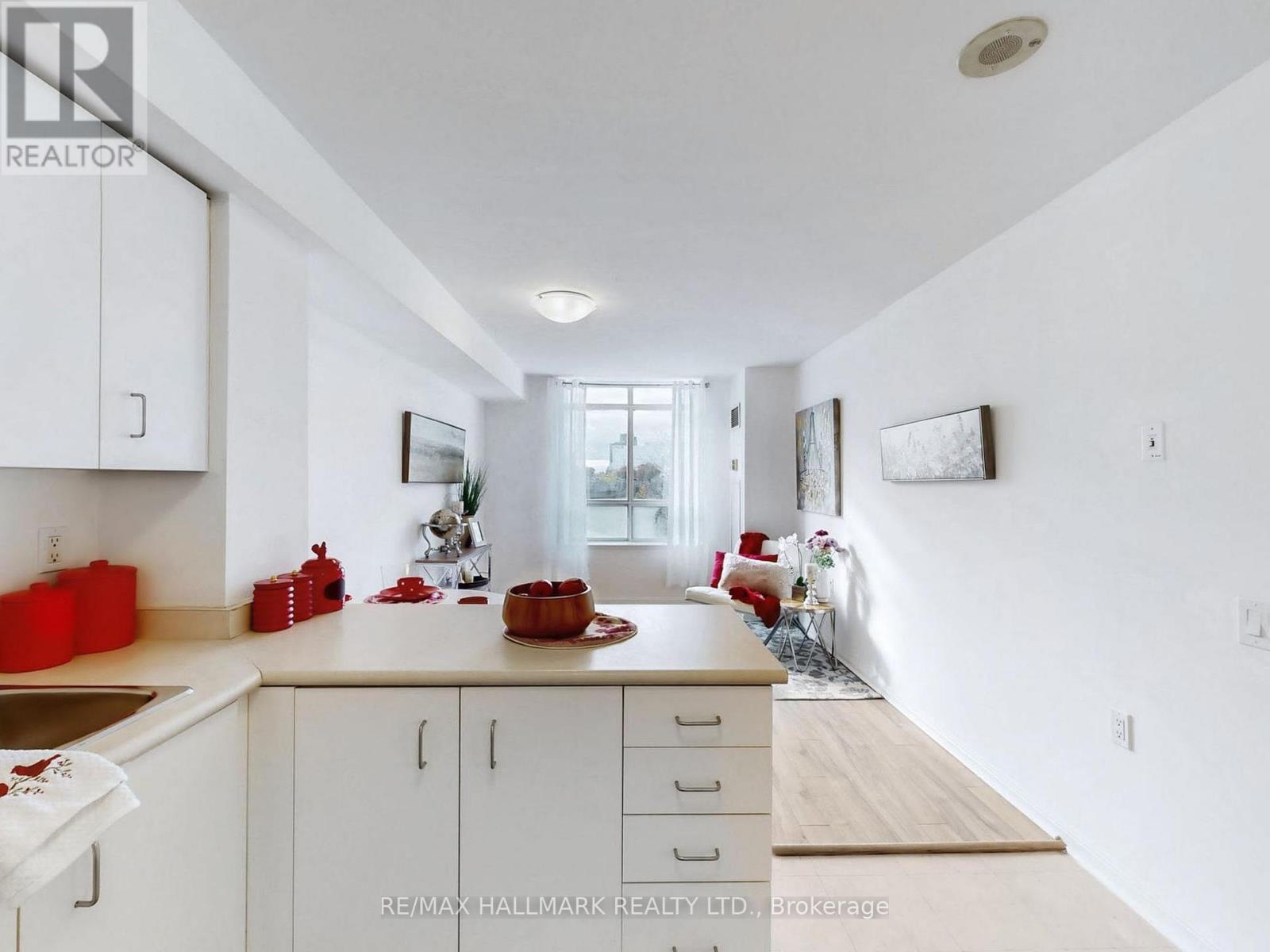 214 - 650 Lawrence Avenue W, Toronto, Ontario  M6A 3E8 - Photo 18 - C12528622