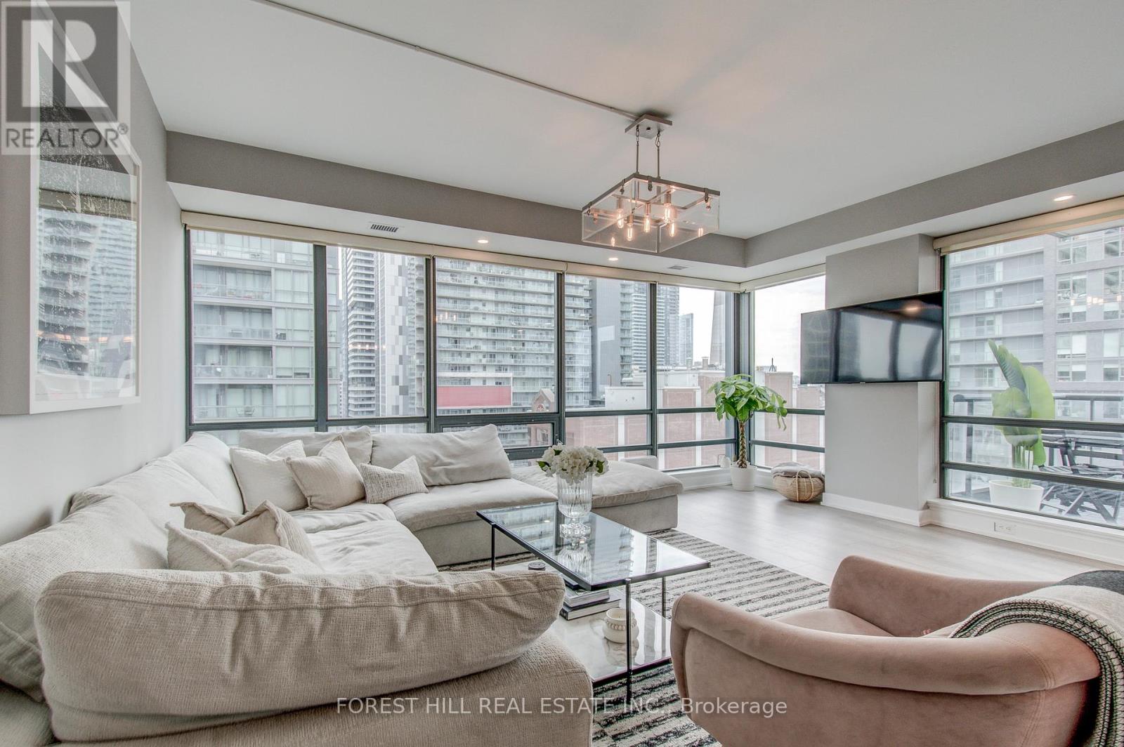 1708 - 438 King Street W, Toronto, Ontario  M5V 3T9 - Photo 10 - C12528668