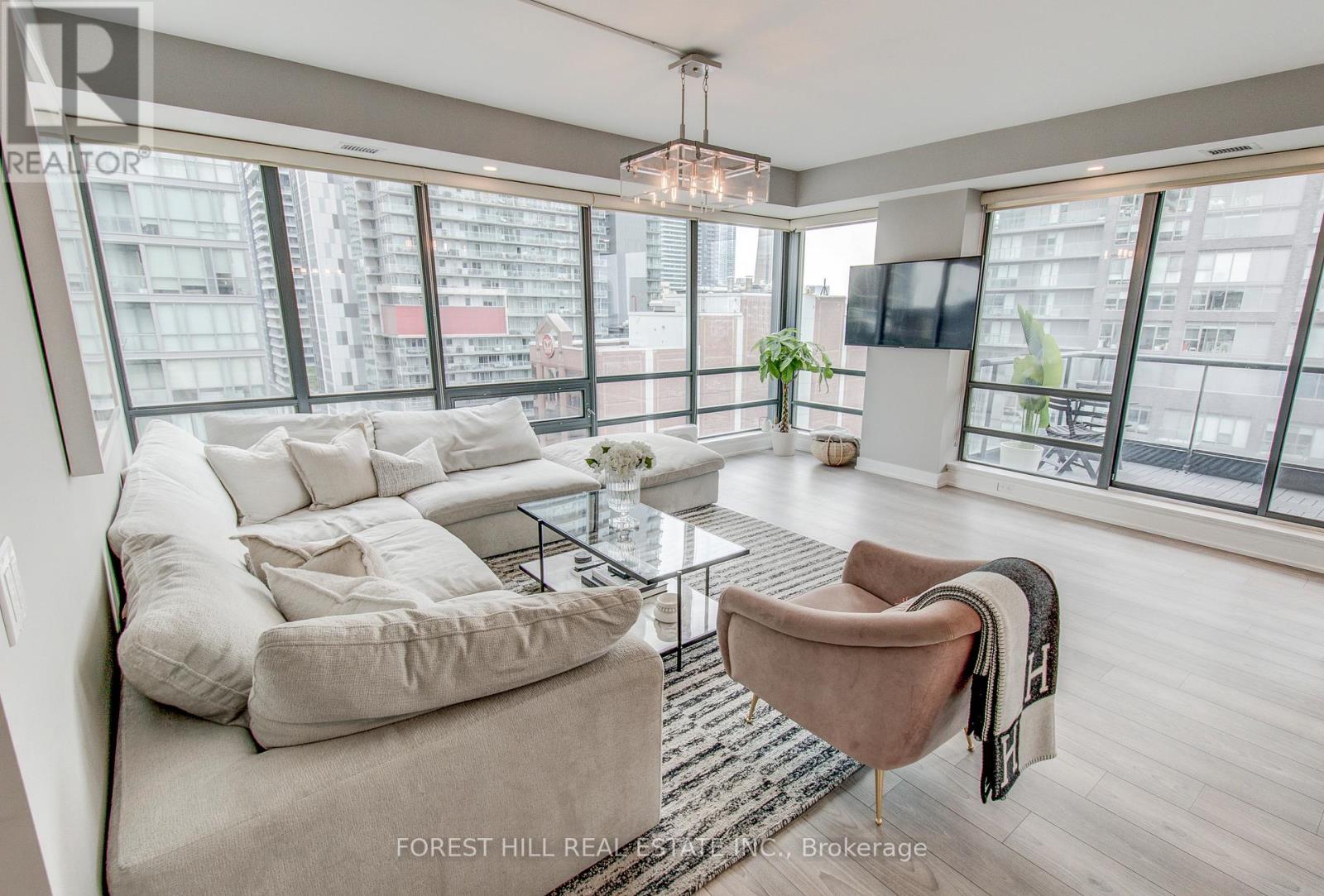 1708 - 438 King Street W, Toronto, Ontario  M5V 3T9 - Photo 12 - C12528668