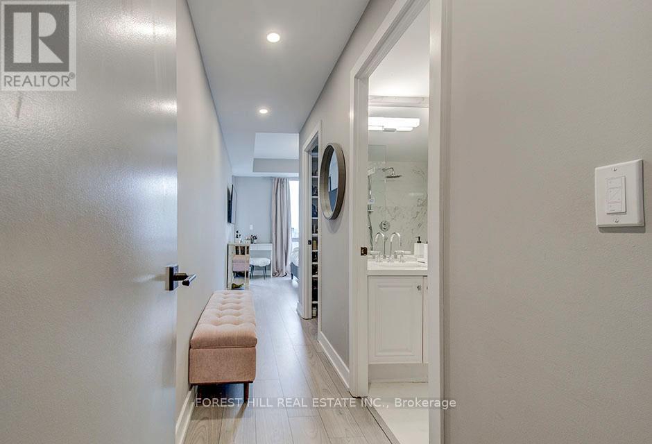 1708 - 438 King Street W, Toronto, Ontario  M5V 3T9 - Photo 27 - C12528668