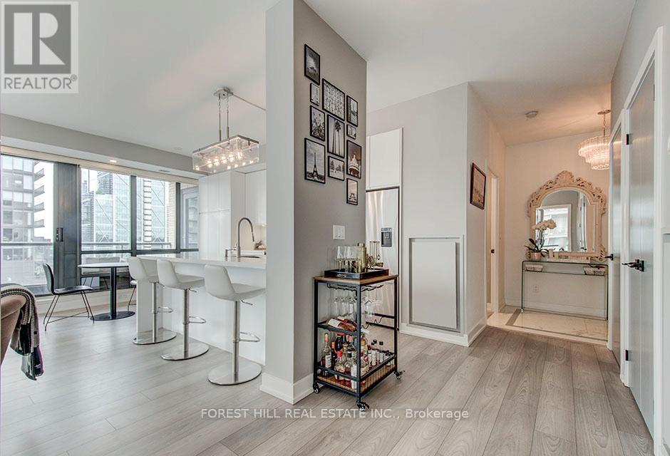 1708 - 438 King Street W, Toronto, Ontario  M5V 3T9 - Photo 5 - C12528668