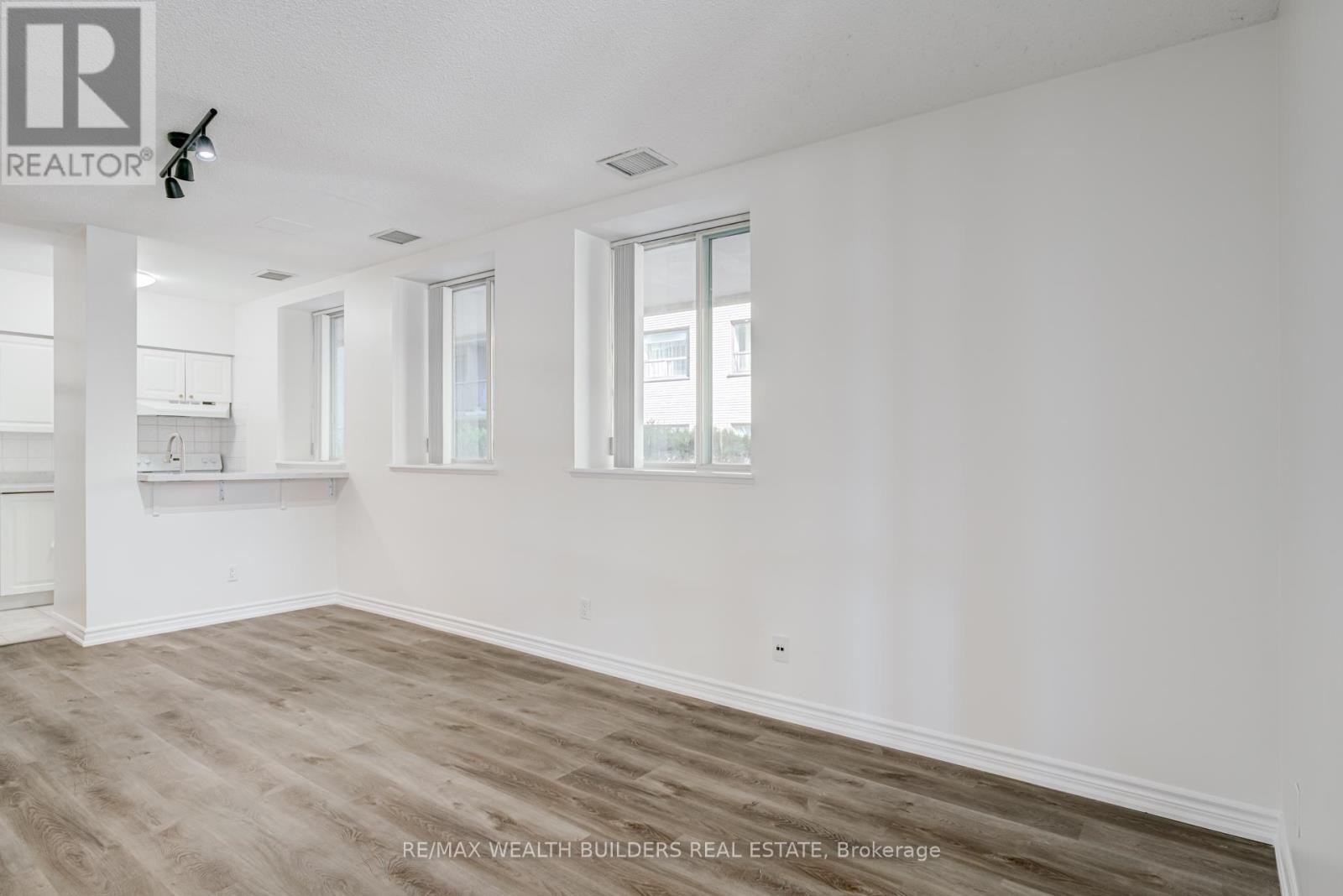 107 - 398 Eglinton Avenue E, Toronto, Ontario  M4P 3H8 - Photo 11 - C12528688