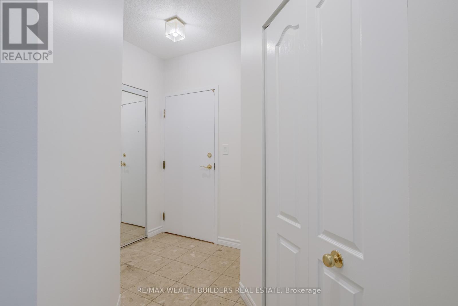 107 - 398 Eglinton Avenue E, Toronto, Ontario  M4P 3H8 - Photo 4 - C12528688