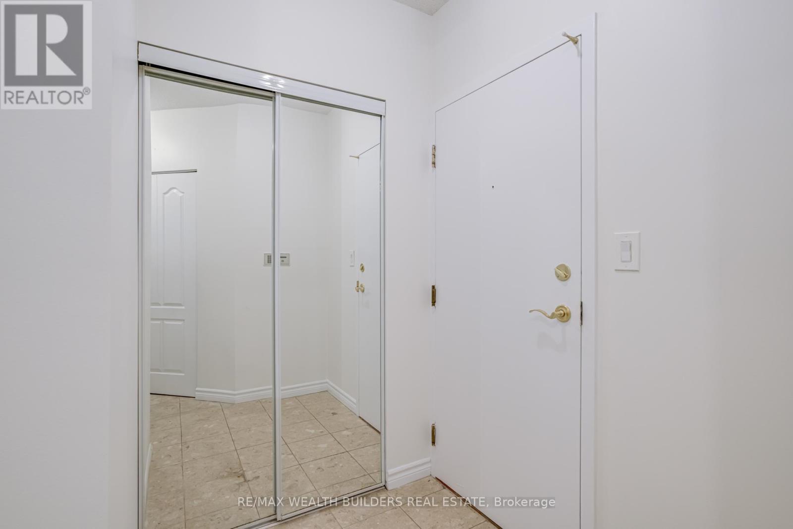 107 - 398 Eglinton Avenue E, Toronto, Ontario  M4P 3H8 - Photo 5 - C12528688