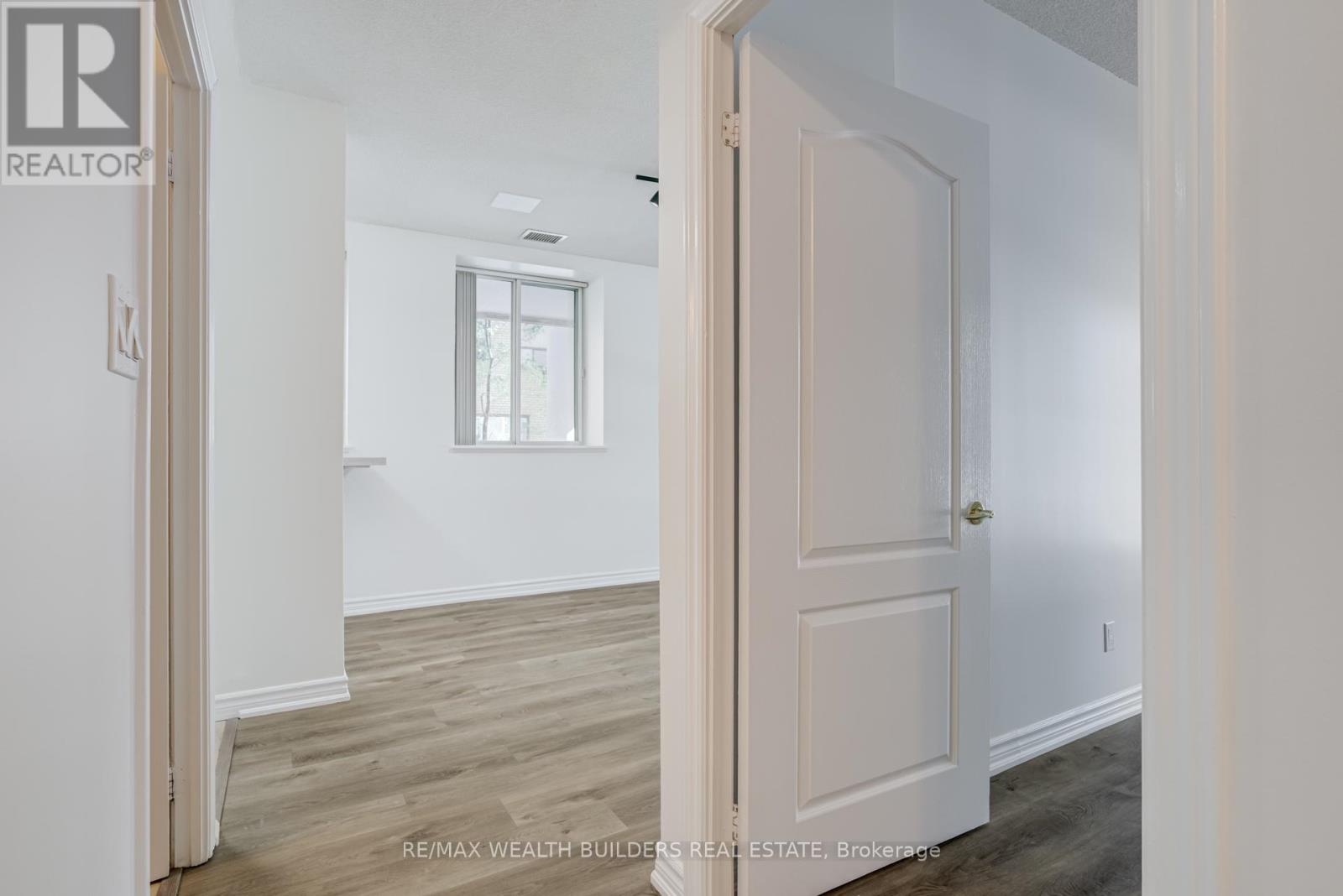 107 - 398 Eglinton Avenue E, Toronto, Ontario  M4P 3H8 - Photo 8 - C12528688