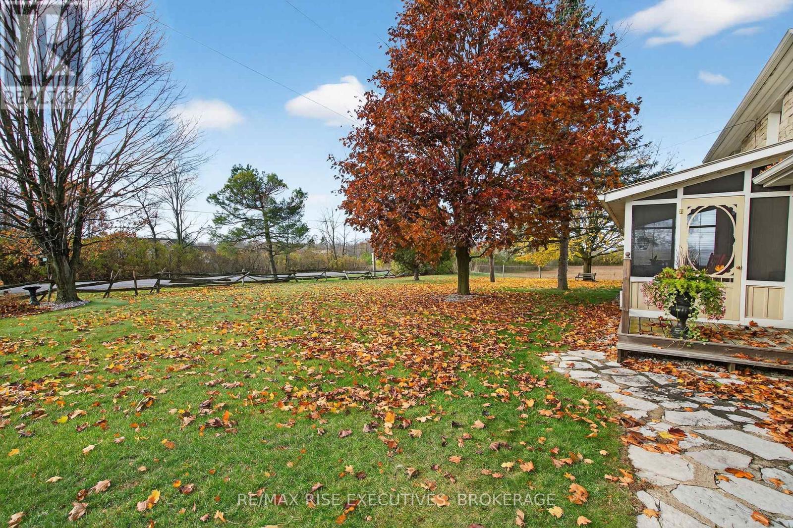 3861 Alton Road W, South Frontenac, Ontario  K0H 1V0 - Photo 35 - X12528702