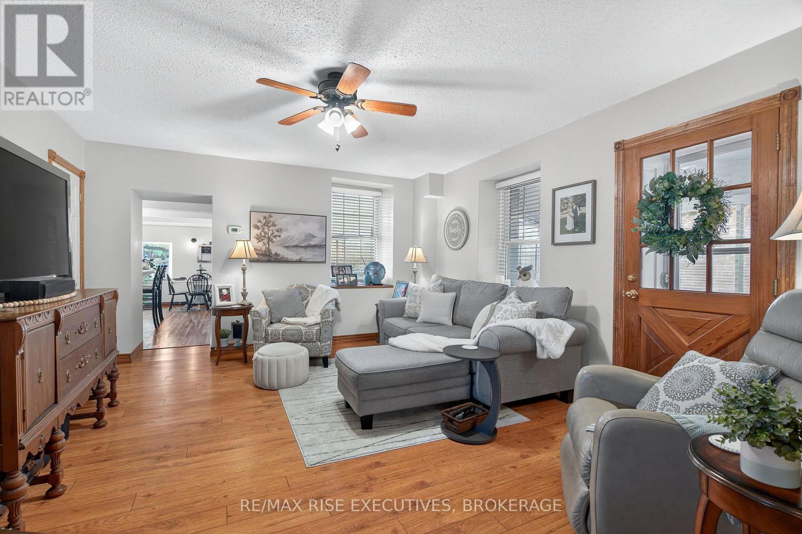 3861 Alton Road W, South Frontenac, Ontario  K0H 1V0 - Photo 5 - X12528702