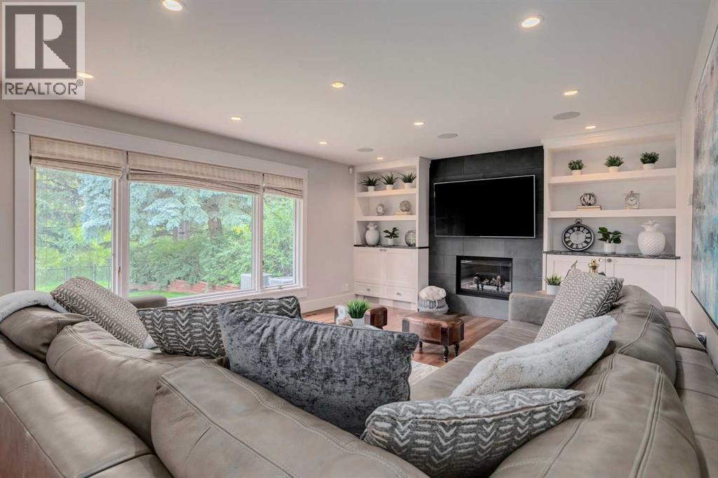 116 Bay View Drive Sw, Calgary, Alberta  T2V 3N8 - Photo 11 - A2264562