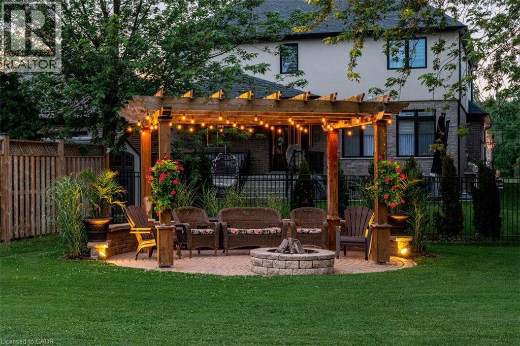 8881 Joseph Court, Niagara Falls, Ontario  L2H 3P1 - Photo 33 - 40779728