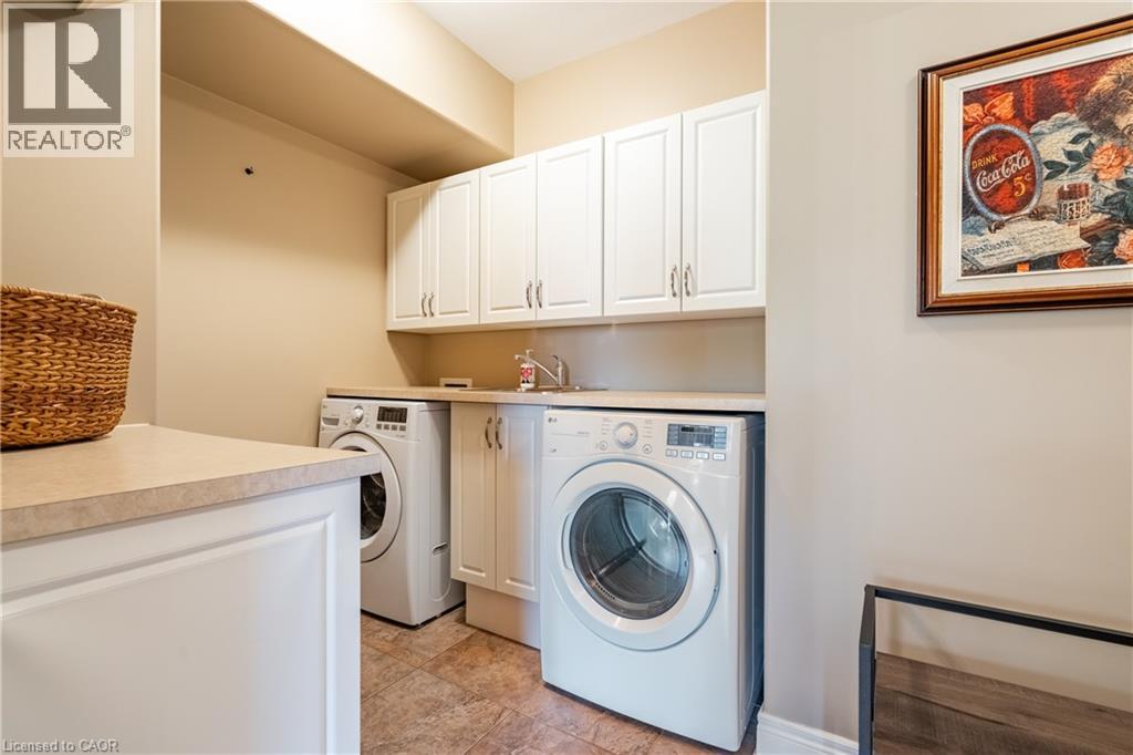 8881 Joseph Court, Niagara Falls, Ontario  L2H 3P1 - Photo 22 - 40779728