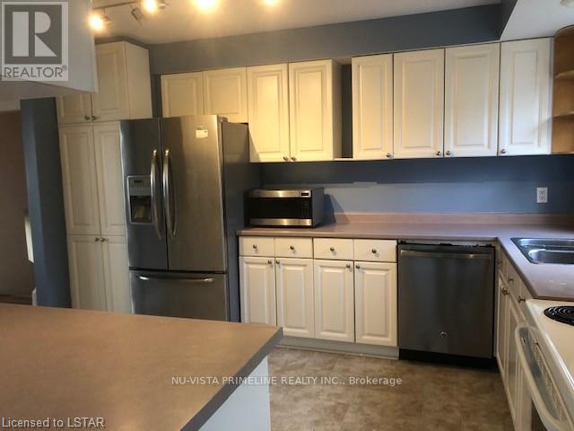 33 Winding Way Crescent, London North, Ontario  N6G 3E9 - Photo 6 - X12528914