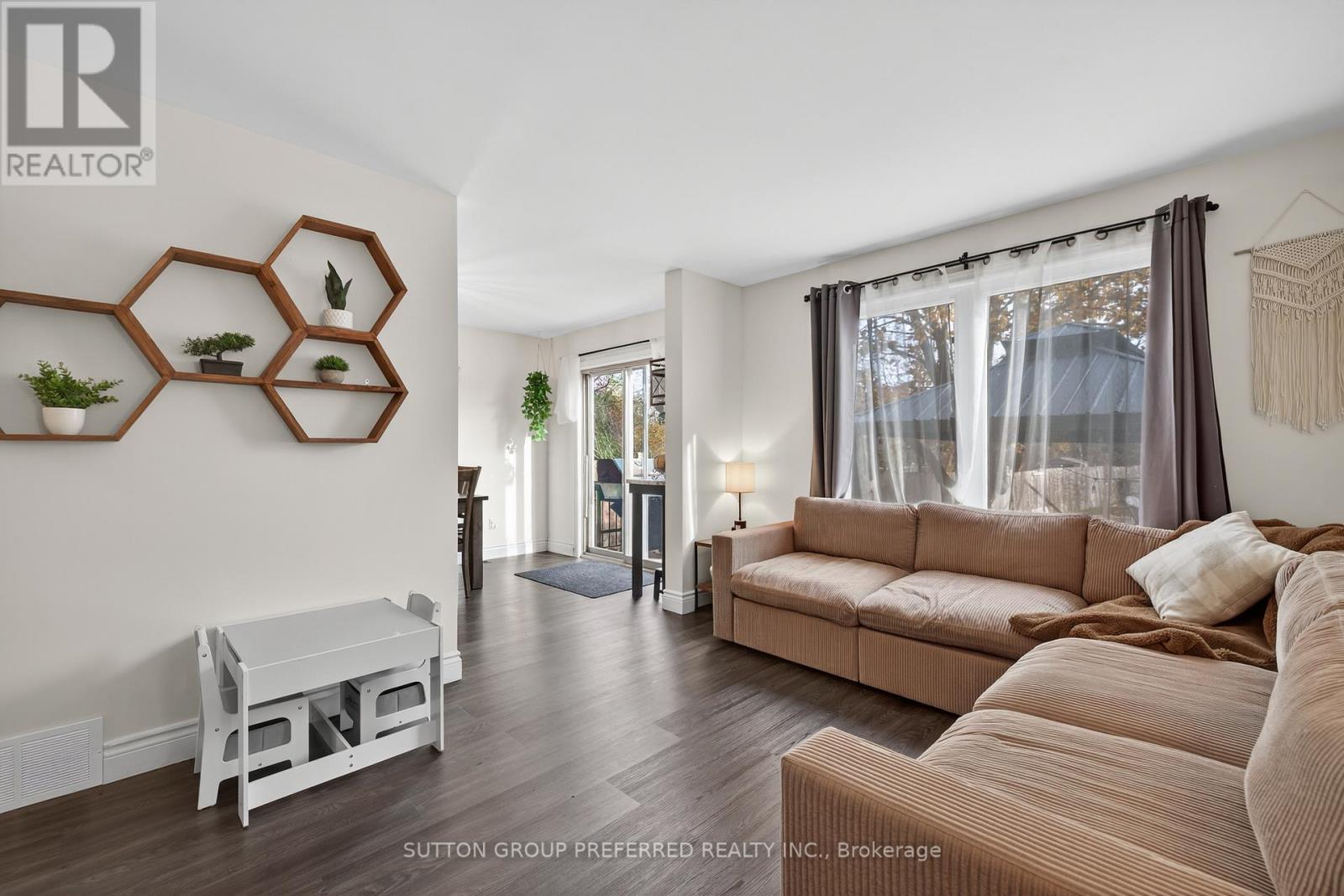 187 Victoria Street, Ingersoll, Ontario  N5C 2N2 - Photo 15 - X12528916