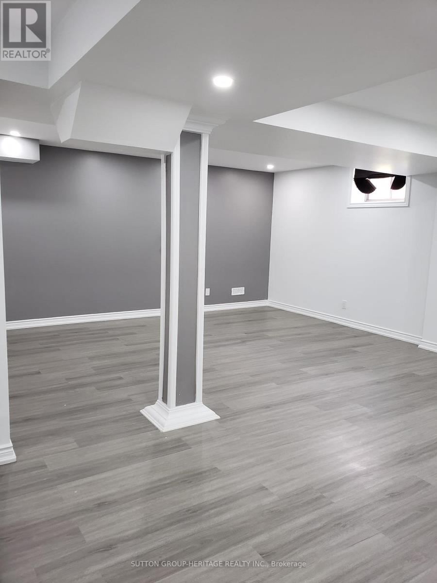 9 Stott Avenue, Ajax, Ontario  L1T 0M5 - Photo 6 - E12528560