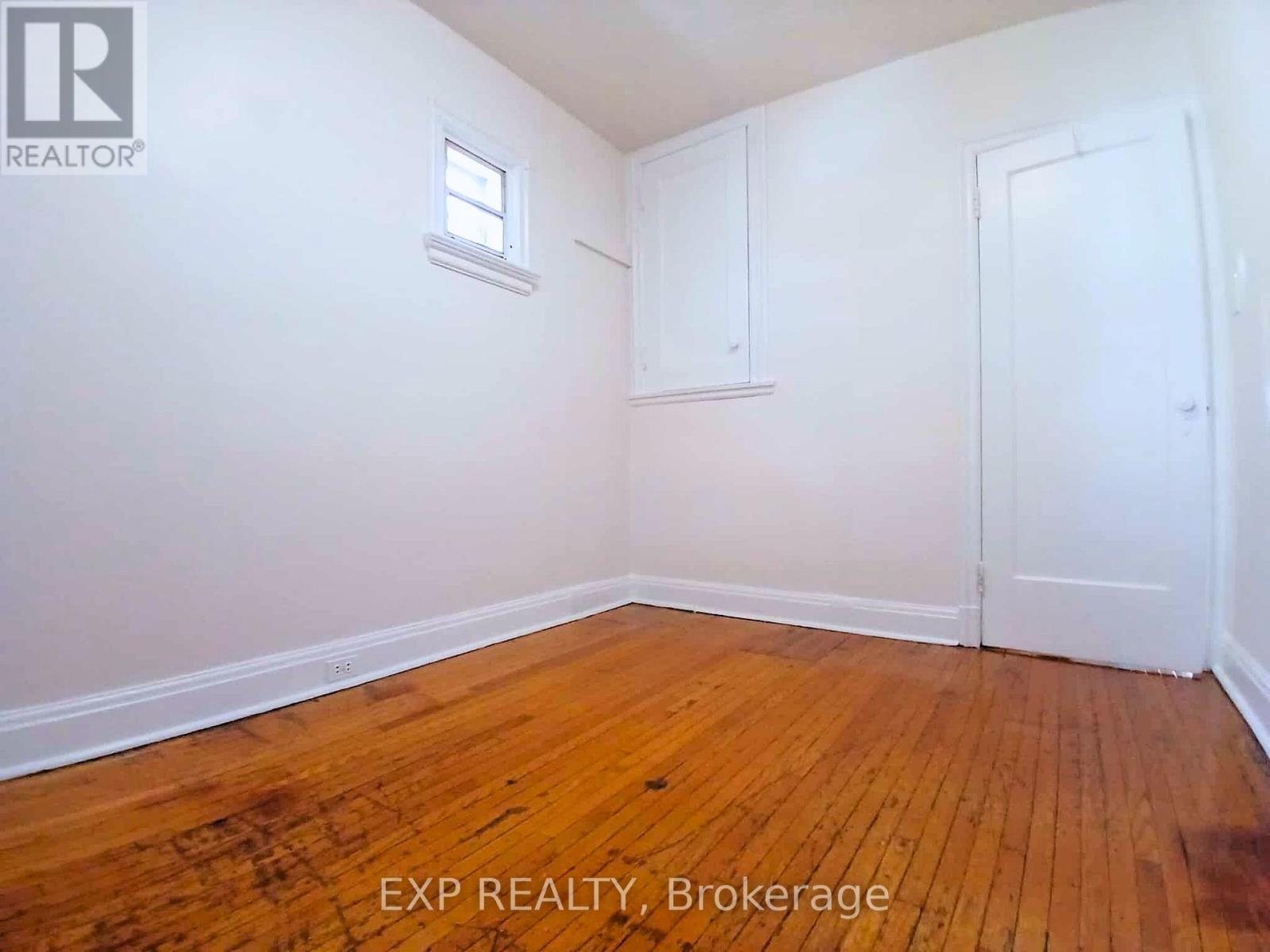 Main - 310 Westwood Avenue, Toronto, Ontario  M4J 2H7 - Photo 10 - E12528608