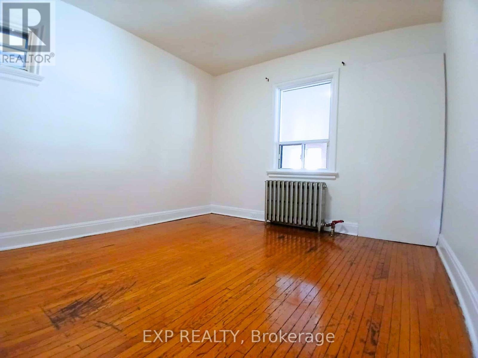 Main - 310 Westwood Avenue, Toronto, Ontario  M4J 2H7 - Photo 9 - E12528608