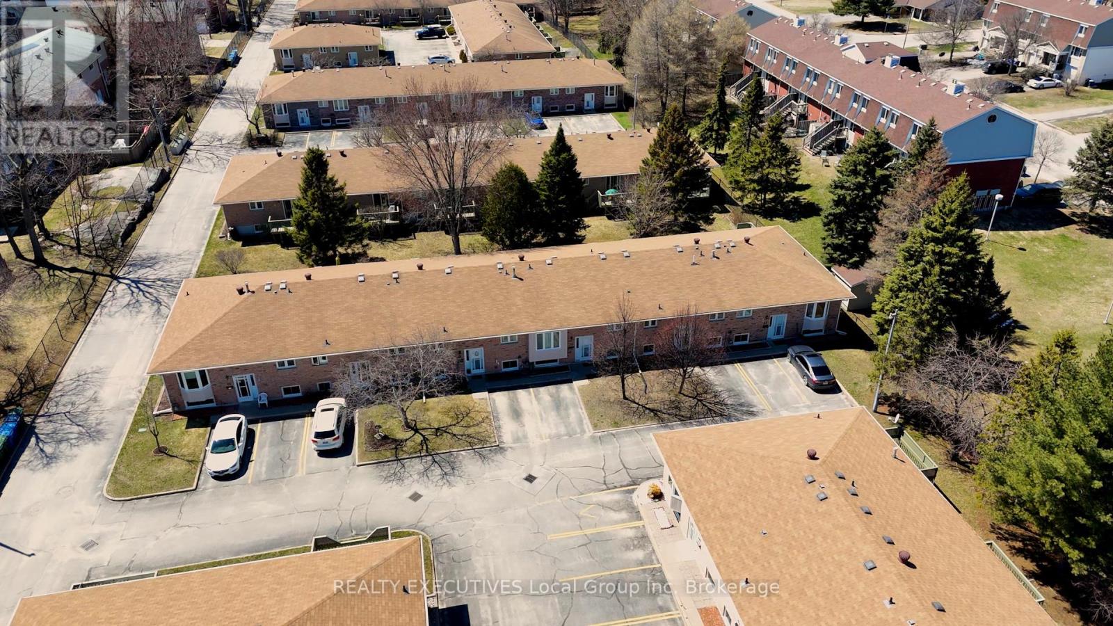 35 - 624 Lakeshore Drive, North Bay, Ontario P1A 2E8 - Photo 37 - X12160069