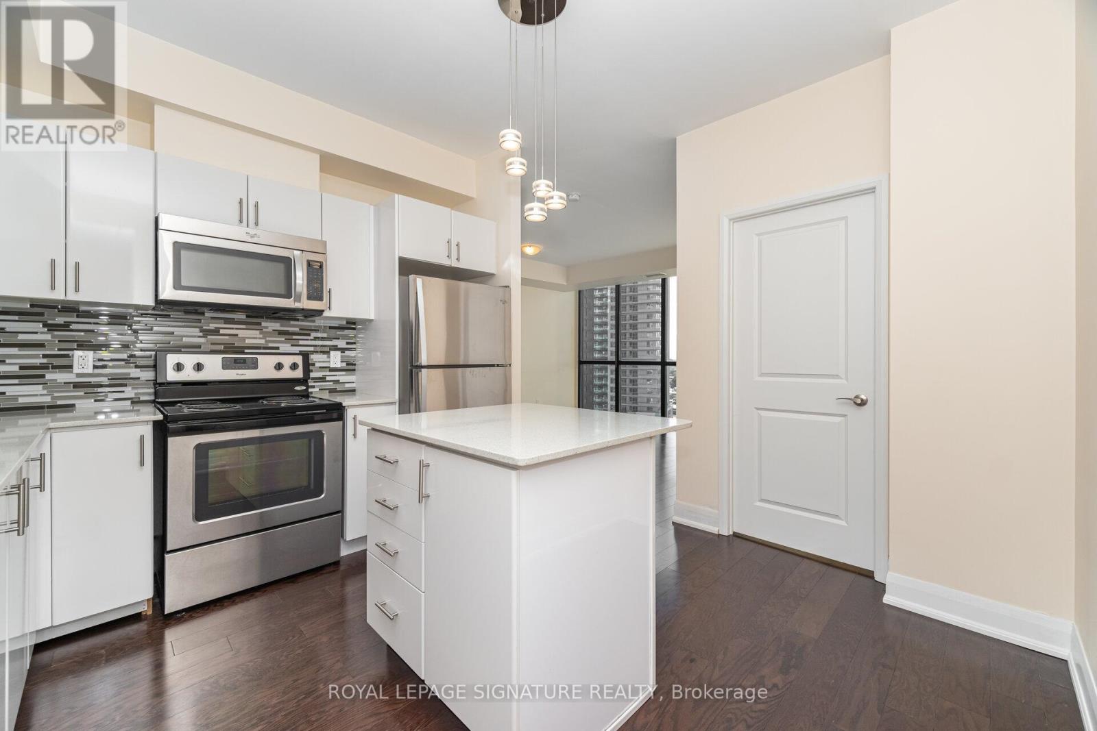 1503 - 2900 Hwy 7, Vaughan, Ontario  L4K 0G3 - Photo 11 - N12528528