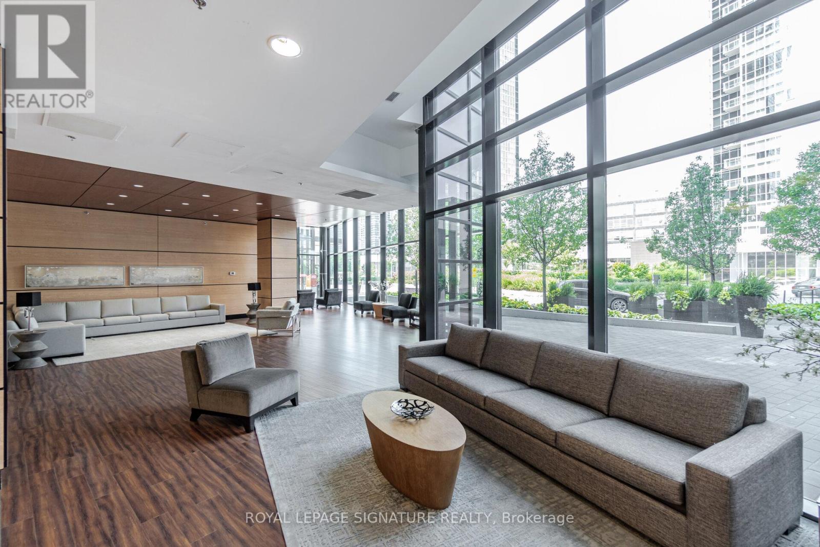 1503 - 2900 Hwy 7, Vaughan, Ontario  L4K 0G3 - Photo 3 - N12528528