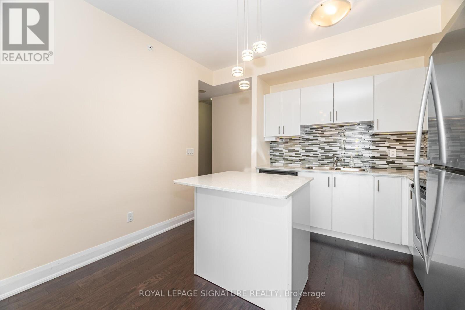 1503 - 2900 Hwy 7, Vaughan, Ontario  L4K 0G3 - Photo 7 - N12528528