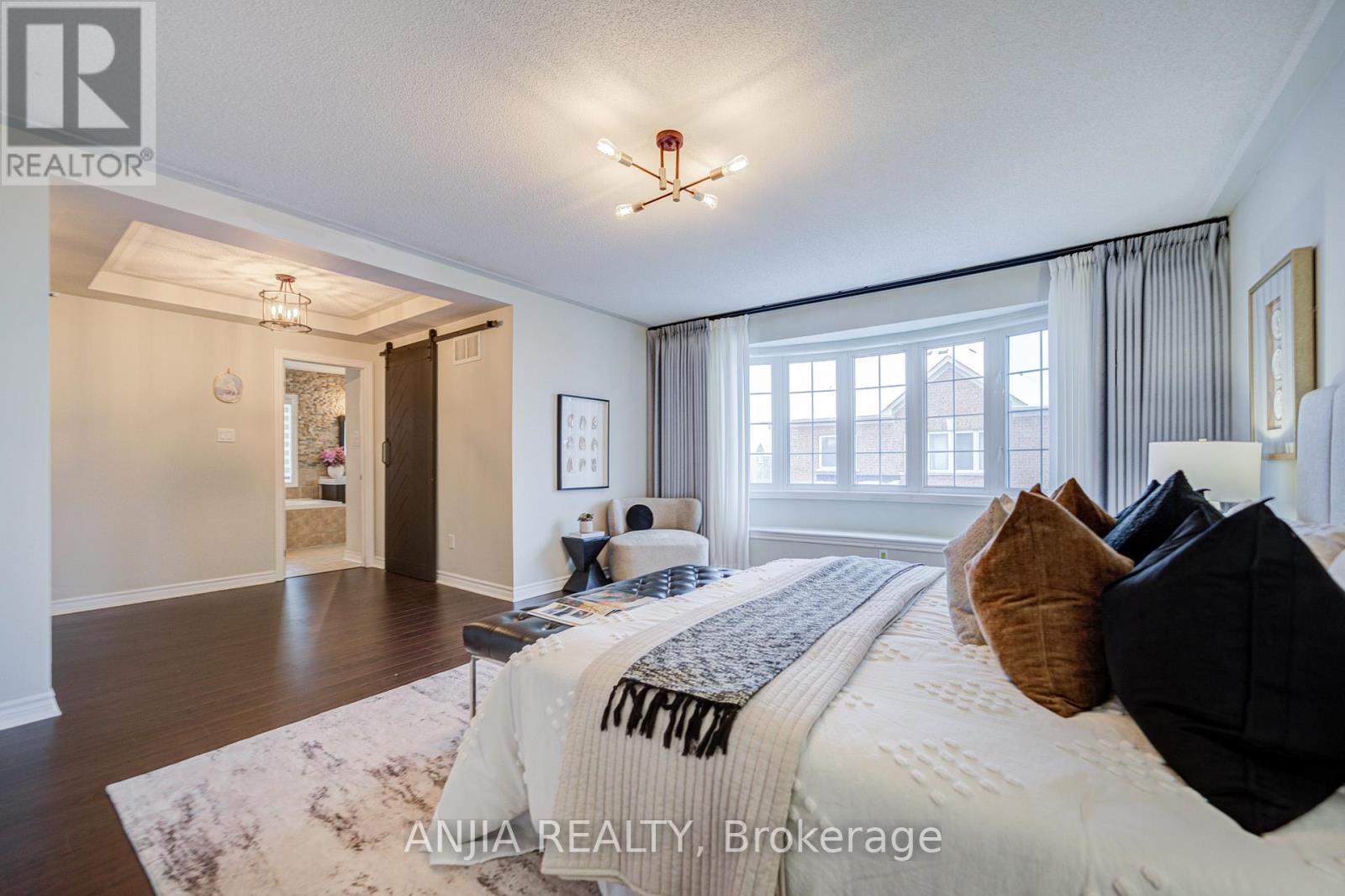 70 Fairlee Circle, Whitchurch-Stouffville, Ontario  L4A 0V3 - Photo 26 - N12528592