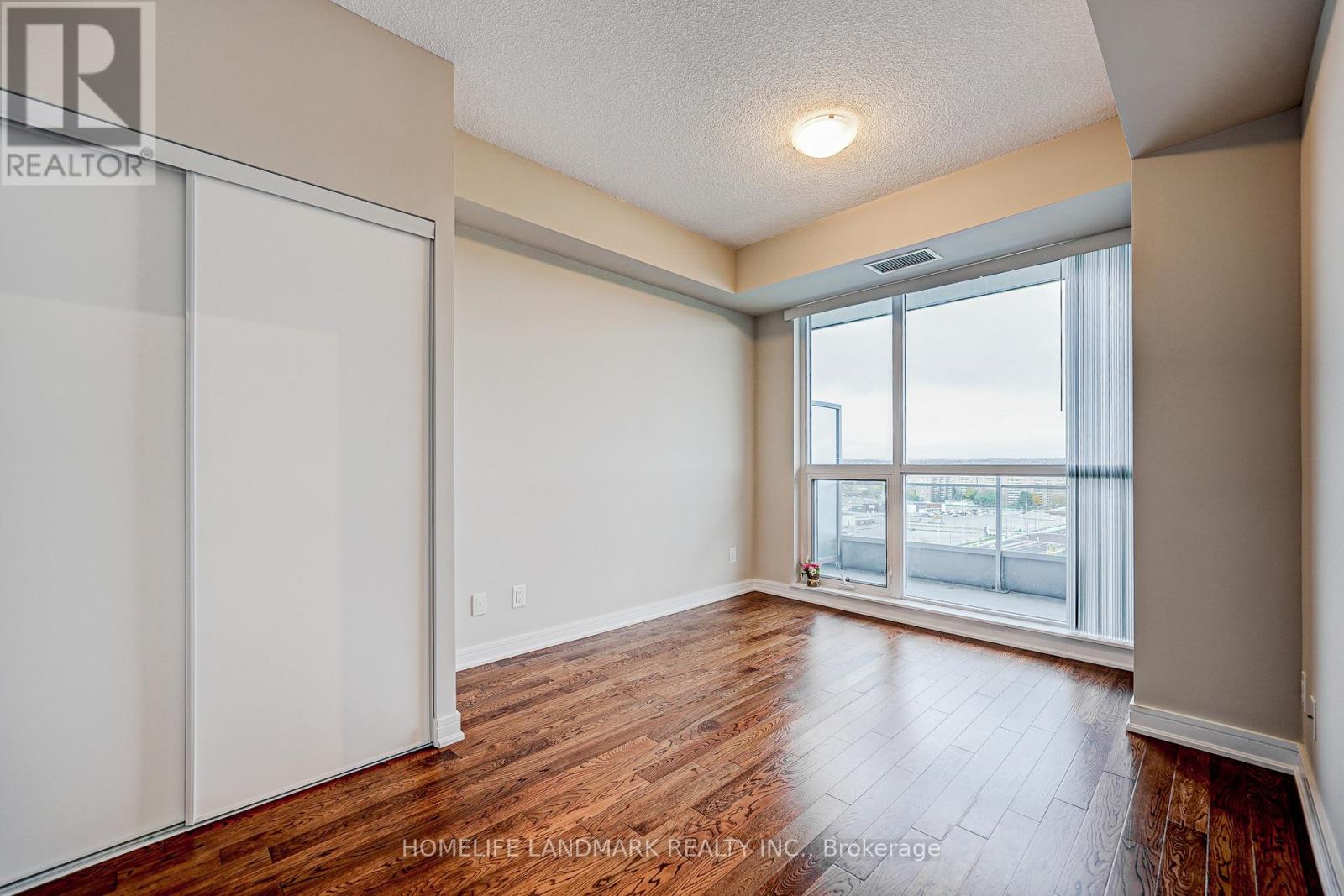 1401 - 9205 Yonge Street, Richmond Hill, Ontario  L4C 1V5 - Photo 20 - N12528618