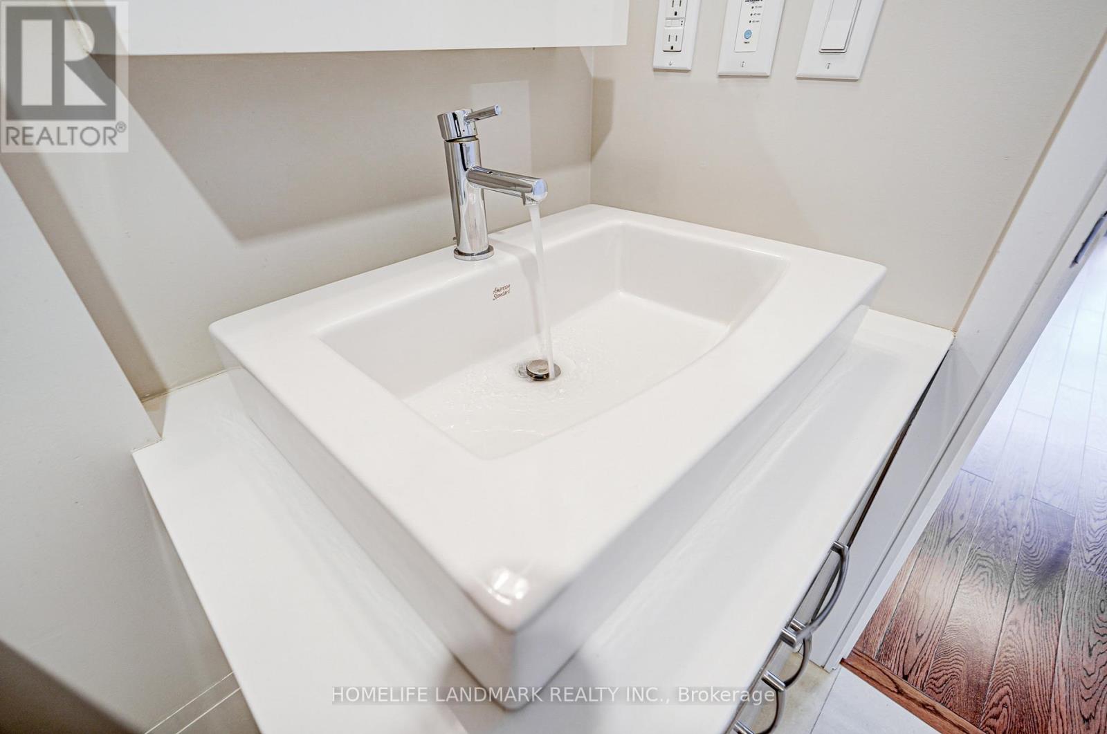 1401 - 9205 Yonge Street, Richmond Hill, Ontario  L4C 1V5 - Photo 24 - N12528618