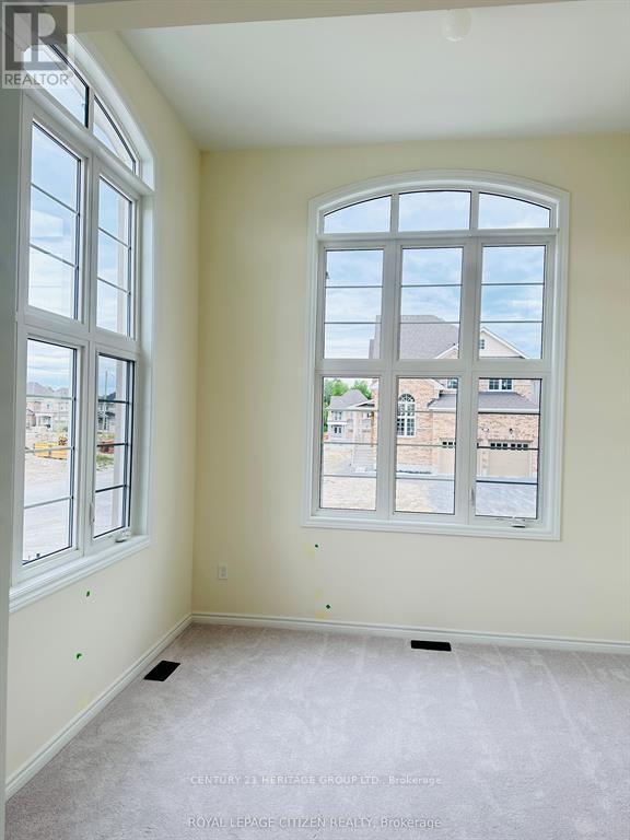 1 Wayne Allison Drive, Georgina, Ontario  L0E 1R0 - Photo 3 - N12528638