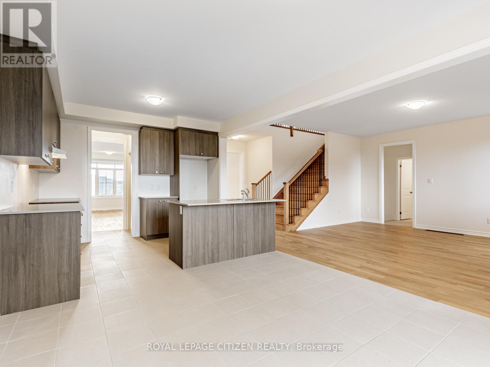 88 Lawrence D. Pridham Avenue, New Tecumseth, Ontario  L9R 0X4 - Photo 11 - N12528648