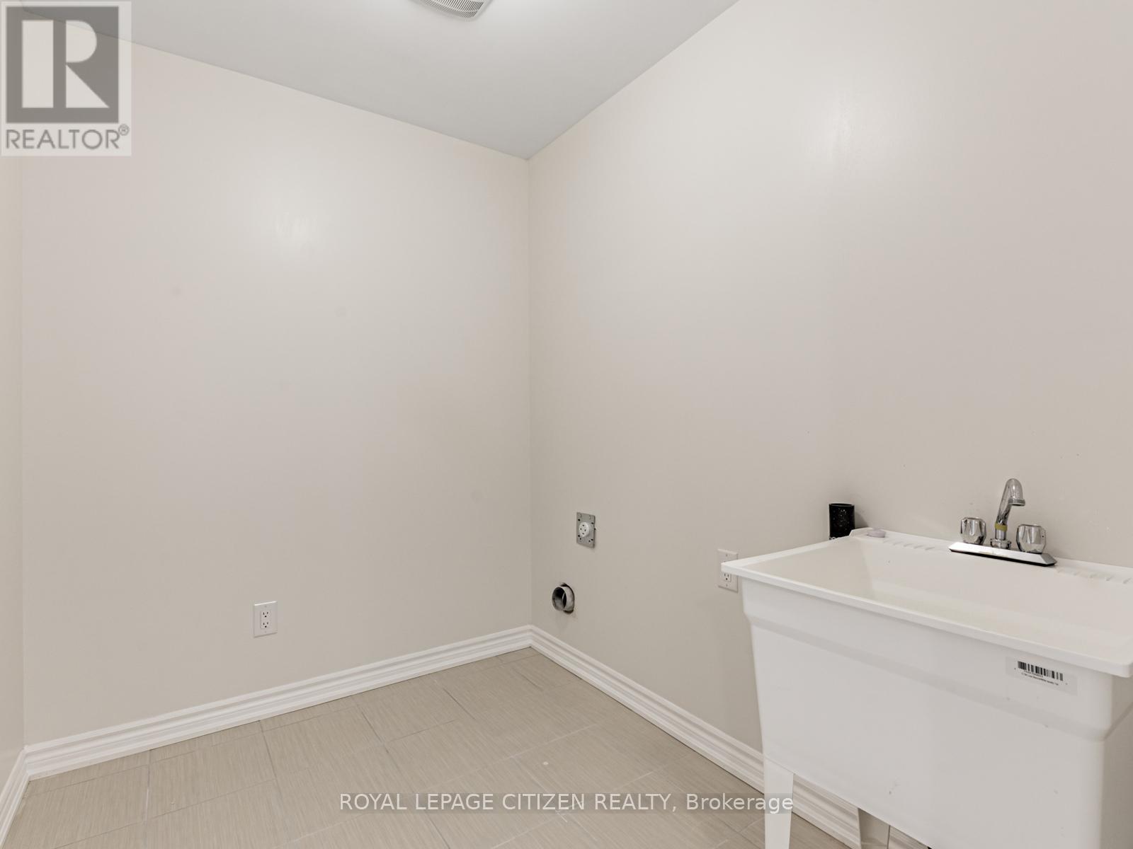 88 Lawrence D. Pridham Avenue, New Tecumseth, Ontario  L9R 0X4 - Photo 37 - N12528648