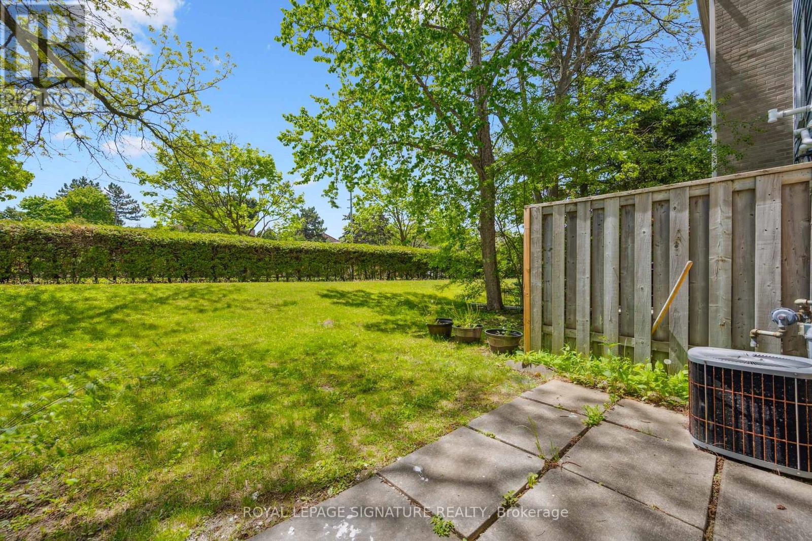 1856 John Street, Markham, Ontario  L3T 1Z1 - Photo 11 - N12473471