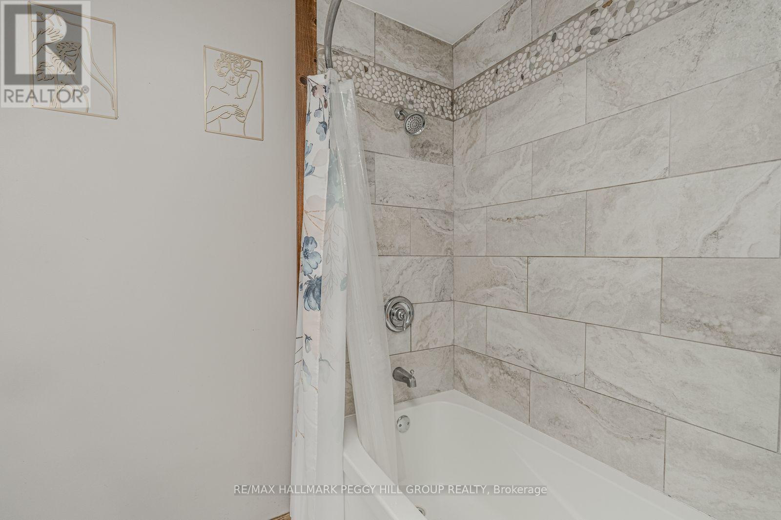 1105 St Vincent Street, Springwater, Ontario  L9X 0M6 - Photo 14 - S12461276