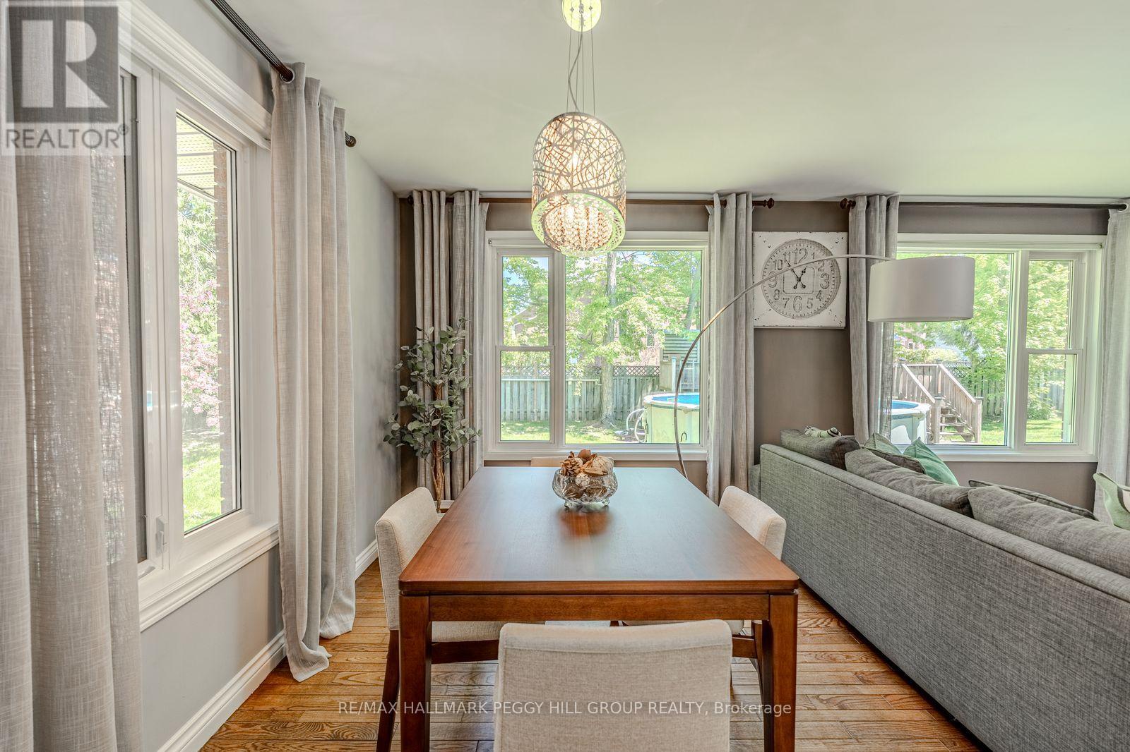 1105 St Vincent Street, Springwater, Ontario  L9X 0M6 - Photo 5 - S12461276