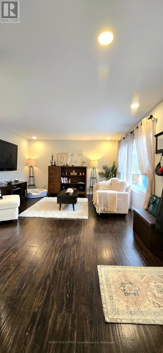 160 Whitney Avenue, North Bay, Ontario  P1A 1Z2 - Photo 8 - X12528944