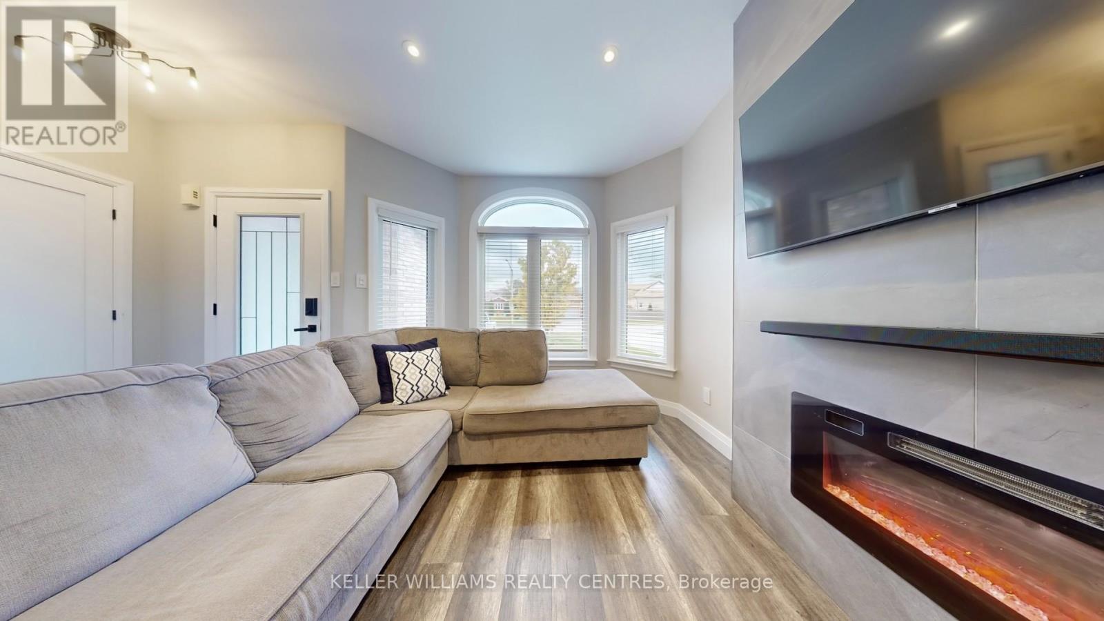 196 Marsellus Drive, Barrie, Ontario  L4N 9Z5 - Photo 10 - S12528546