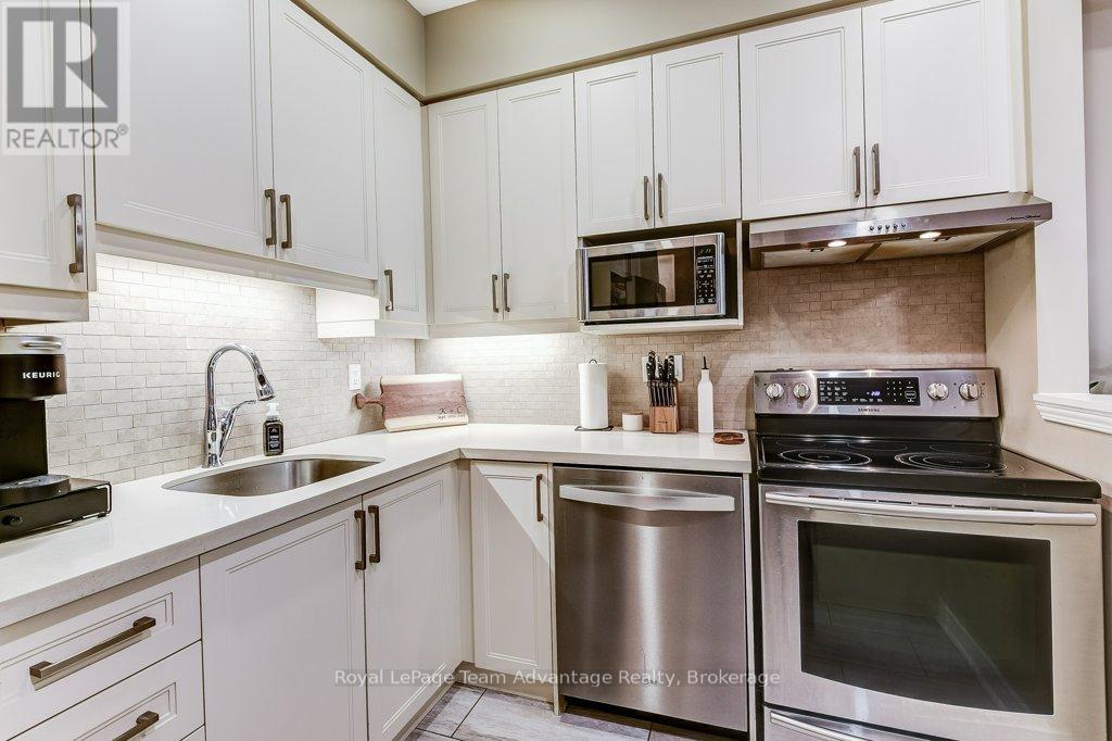 929 Creekfront Way, Newmarket, Ontario  L3Y 8T4 - Photo 12 - N12528992