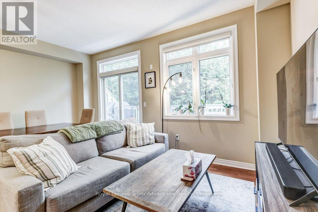 929 Creekfront Way, Newmarket, Ontario  L3Y 8T4 - Photo 16 - N12528992