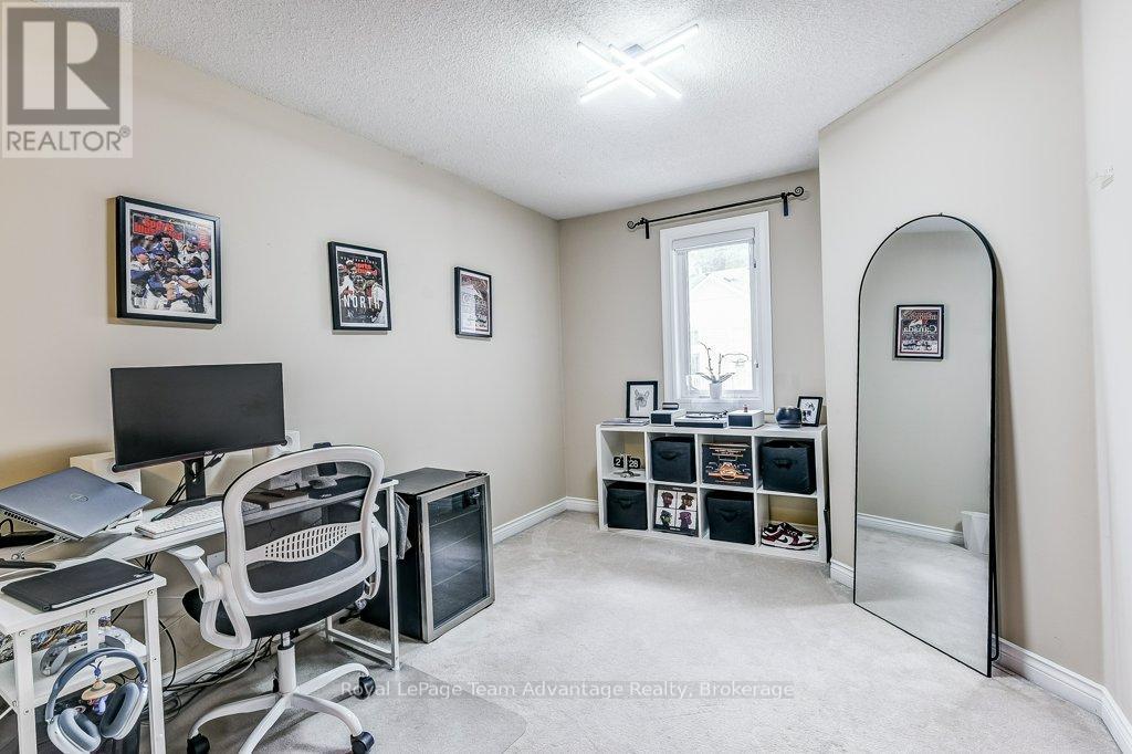 929 Creekfront Way, Newmarket, Ontario  L3Y 8T4 - Photo 26 - N12528992