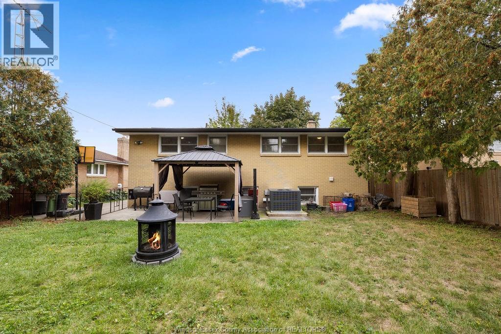 2584 Gail, Windsor, Ontario  N8W 2Z6 - Photo 24 - 25028458