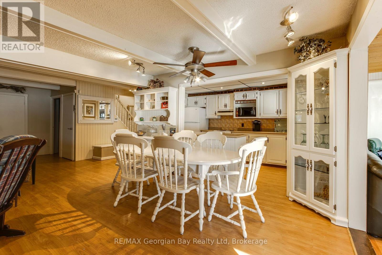 16 Yarwood Road, Tiny, Ontario  L0L 2J0 - Photo 10 - S12528766