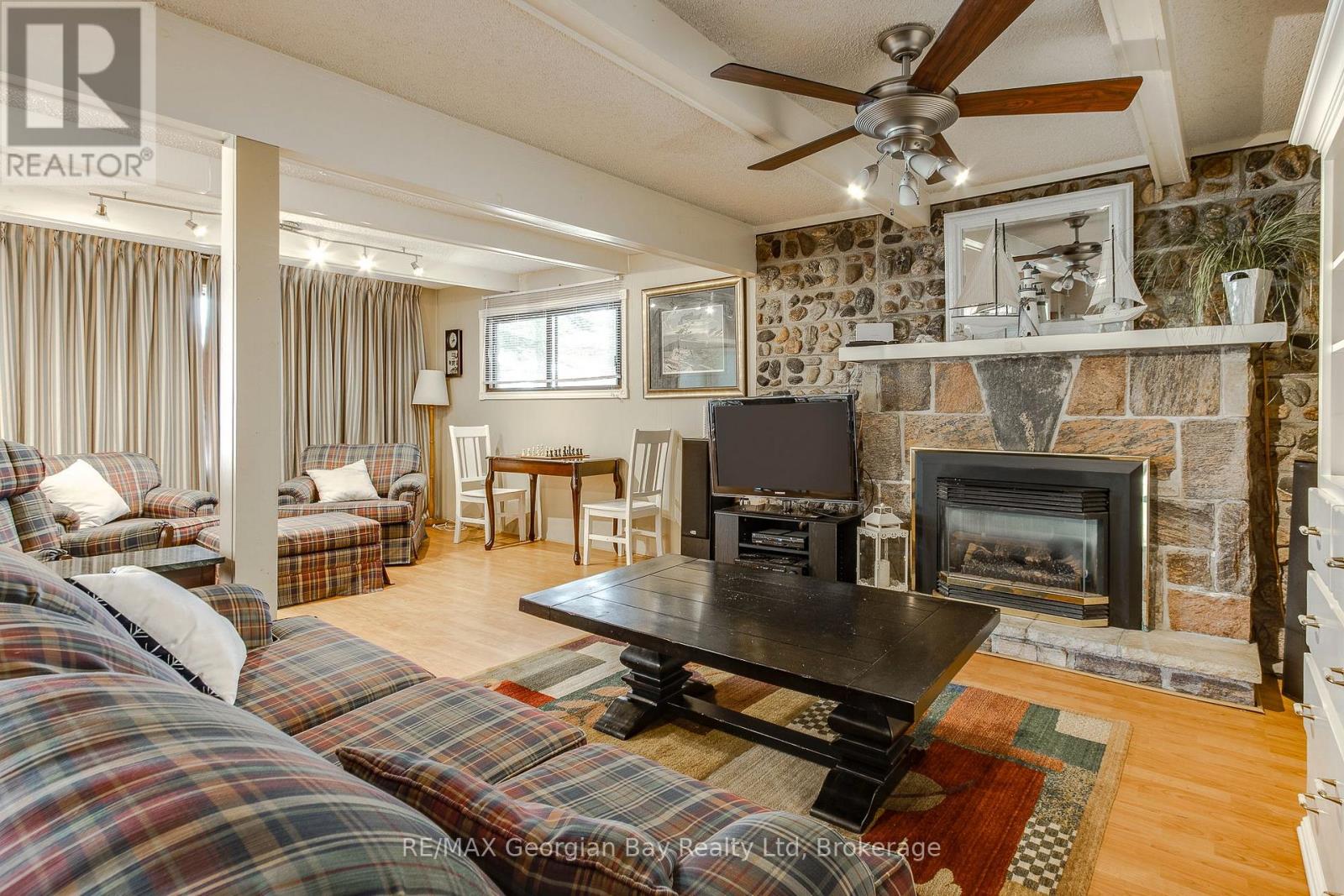 16 Yarwood Road, Tiny, Ontario  L0L 2J0 - Photo 11 - S12528766