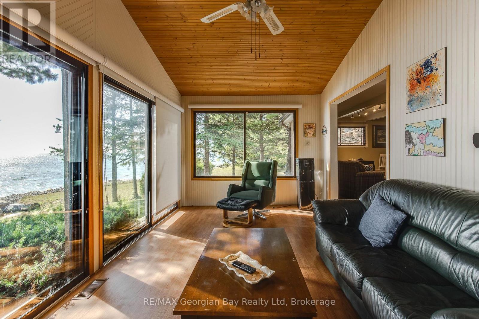 16 Yarwood Road, Tiny, Ontario  L0L 2J0 - Photo 12 - S12528766