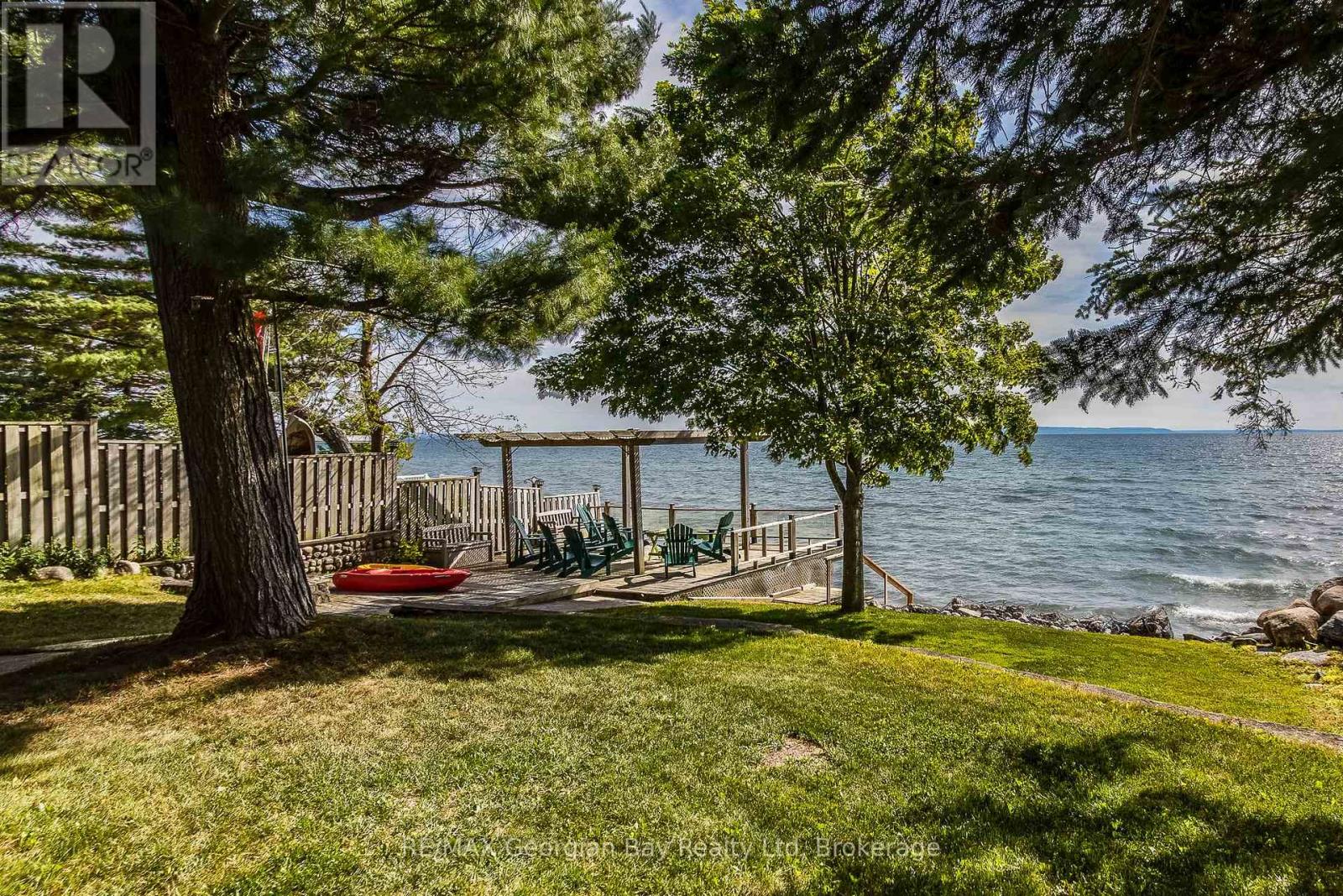 16 Yarwood Road, Tiny, Ontario  L0L 2J0 - Photo 3 - S12528766