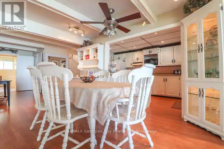 16 Yarwood Road, Tiny, Ontario  L0L 2J0 - Photo 9 - S12528766