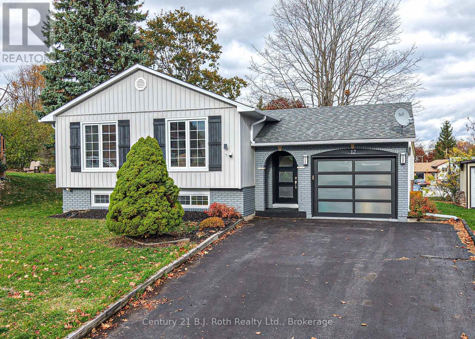 12 KEHOE COURT, Orillia, Ontario