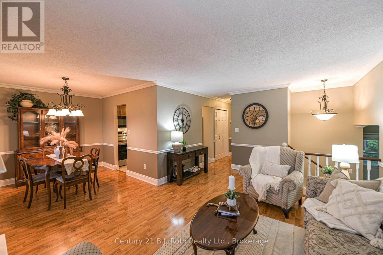 12 Kehoe Court, Orillia, Ontario  L3V 7B5 - Photo 12 - S12528770