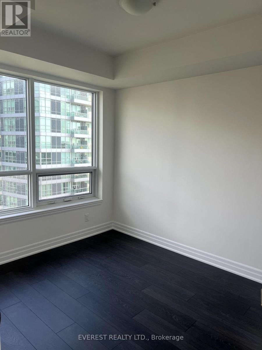 1711 - 30 Elm Drive W, Mississauga, Ontario  L5A 4C3 - Photo 5 - W12437777