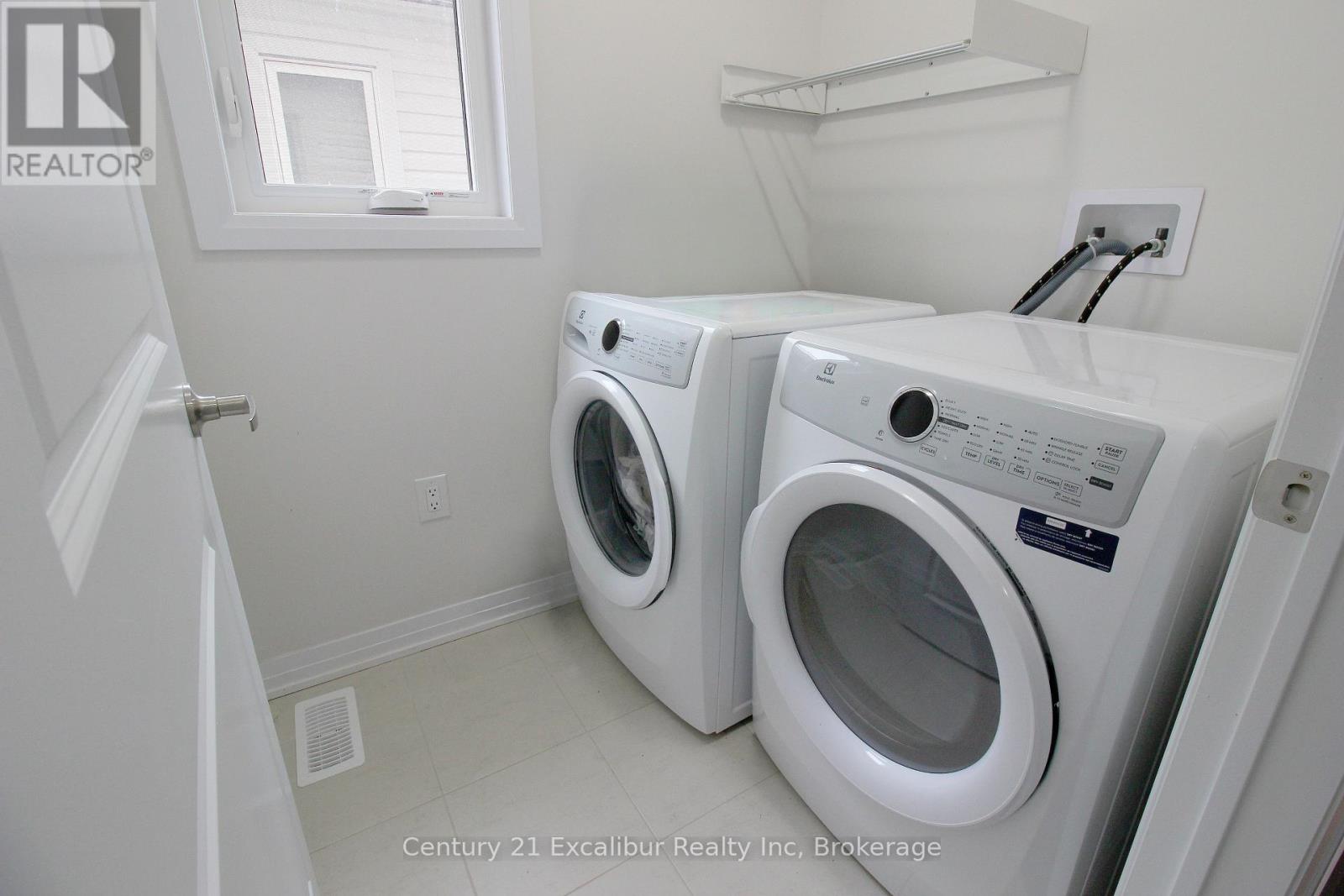 432 Adelaide Street, Wellington North, Ontario  N0G 1A0 - Photo 13 - X12528800