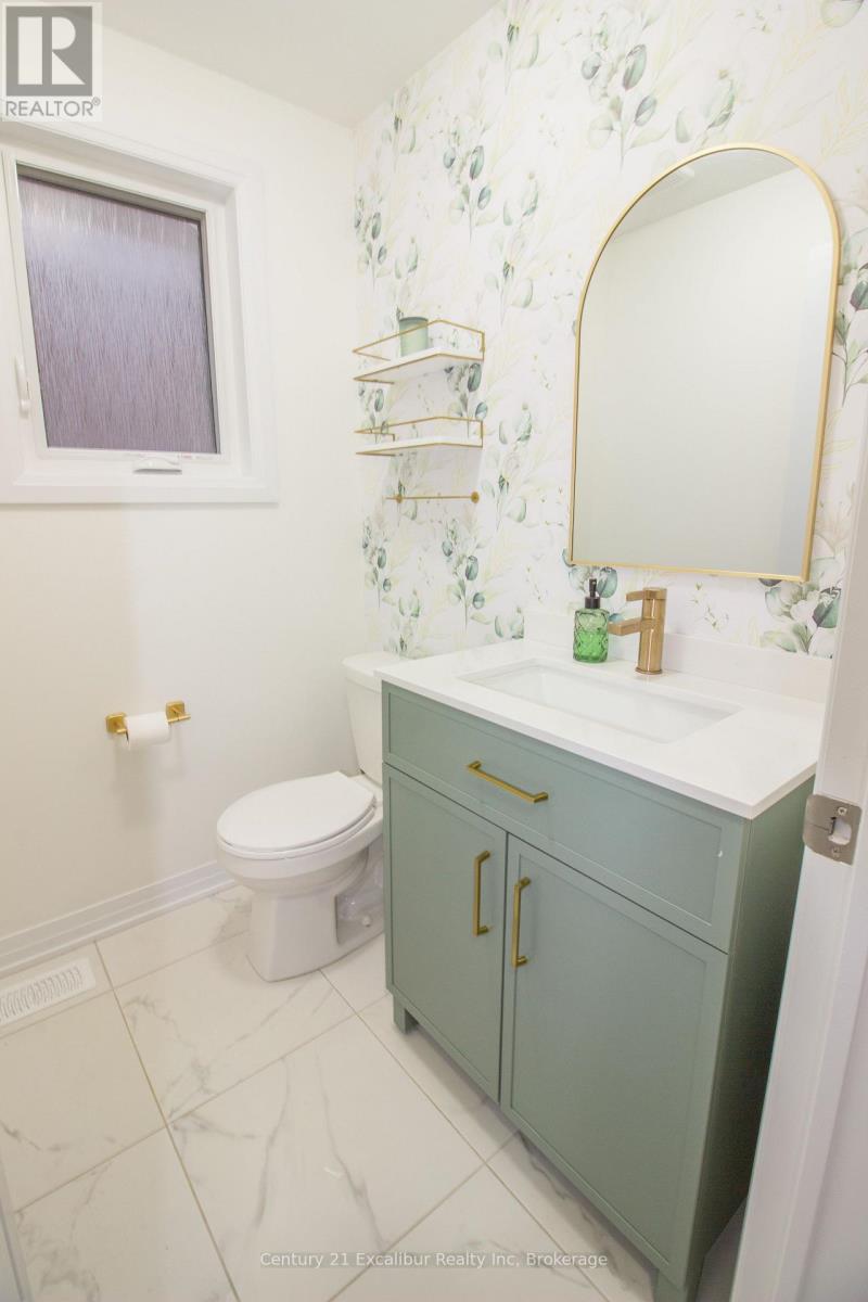 432 Adelaide Street, Wellington North, Ontario  N0G 1A0 - Photo 5 - X12528800