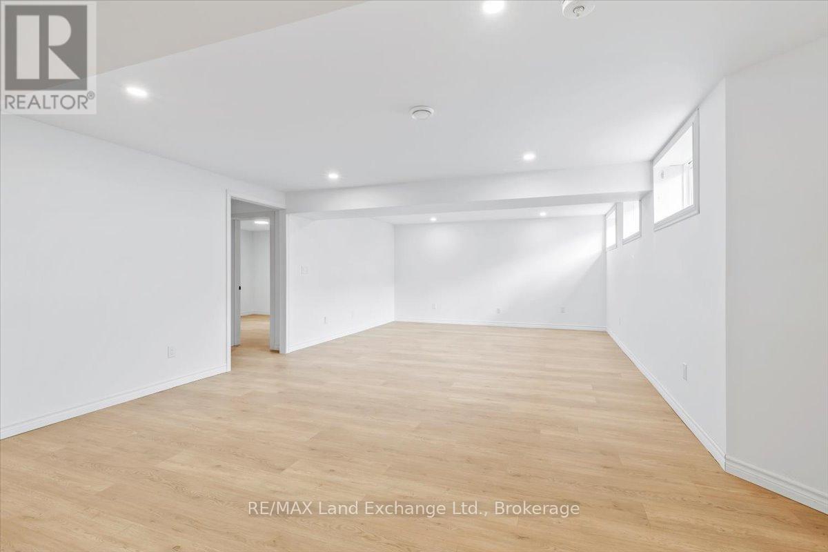 23 - 560 Devonshire Road, Saugeen Shores, Ontario  N0H 2C3 - Photo 24 - X12528812